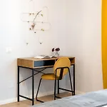 Sunny 4br Flat - Location - Charming Balcony Bucareste