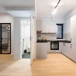 Sunny 4br Flat - Location - Charming Balcony Apartamento *
