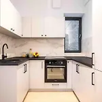 Sunny 4br Flat - Location - Charming Balcony * Bucareste