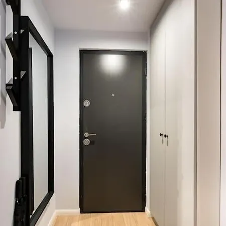 Appartamento Sunny 4br Flat - Location - Charming Balcony